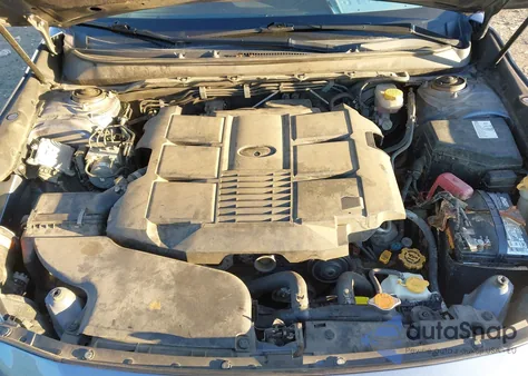 2015 Subaru Outback 3.6R Limited из США, поврежденный, VIN 4S4BSENC8F3302237